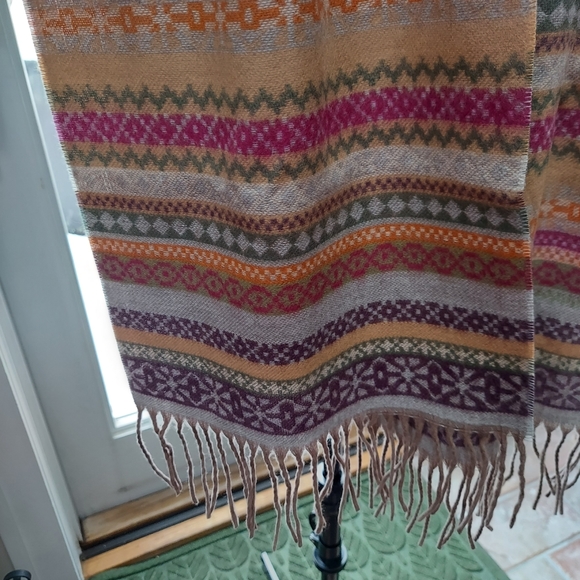 Scarf - Picture 3 of 6